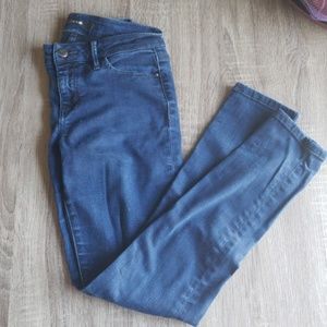 Super stretchy ankle jeans
